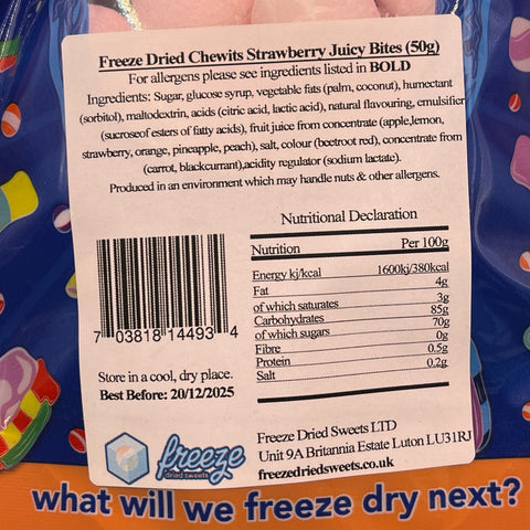 Chewits Strawberry Juicy Bites (Jelly filled Bon Bons) 50g - Freeze Dried Sweets - Vegetarian, Halal, Vegan, Gluten & Dairy Free