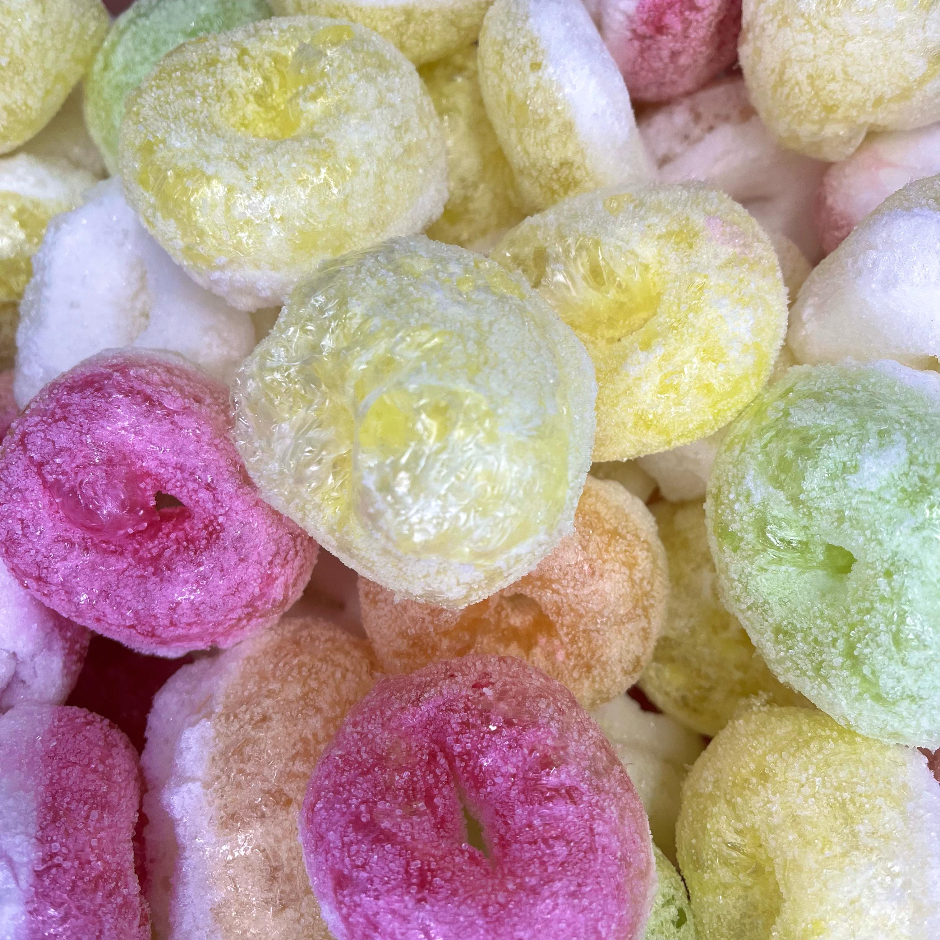 Fizzy Rainbow Rings 50g - Freeze Dried Sweets - Halal– Sweet Mouthful Mixes