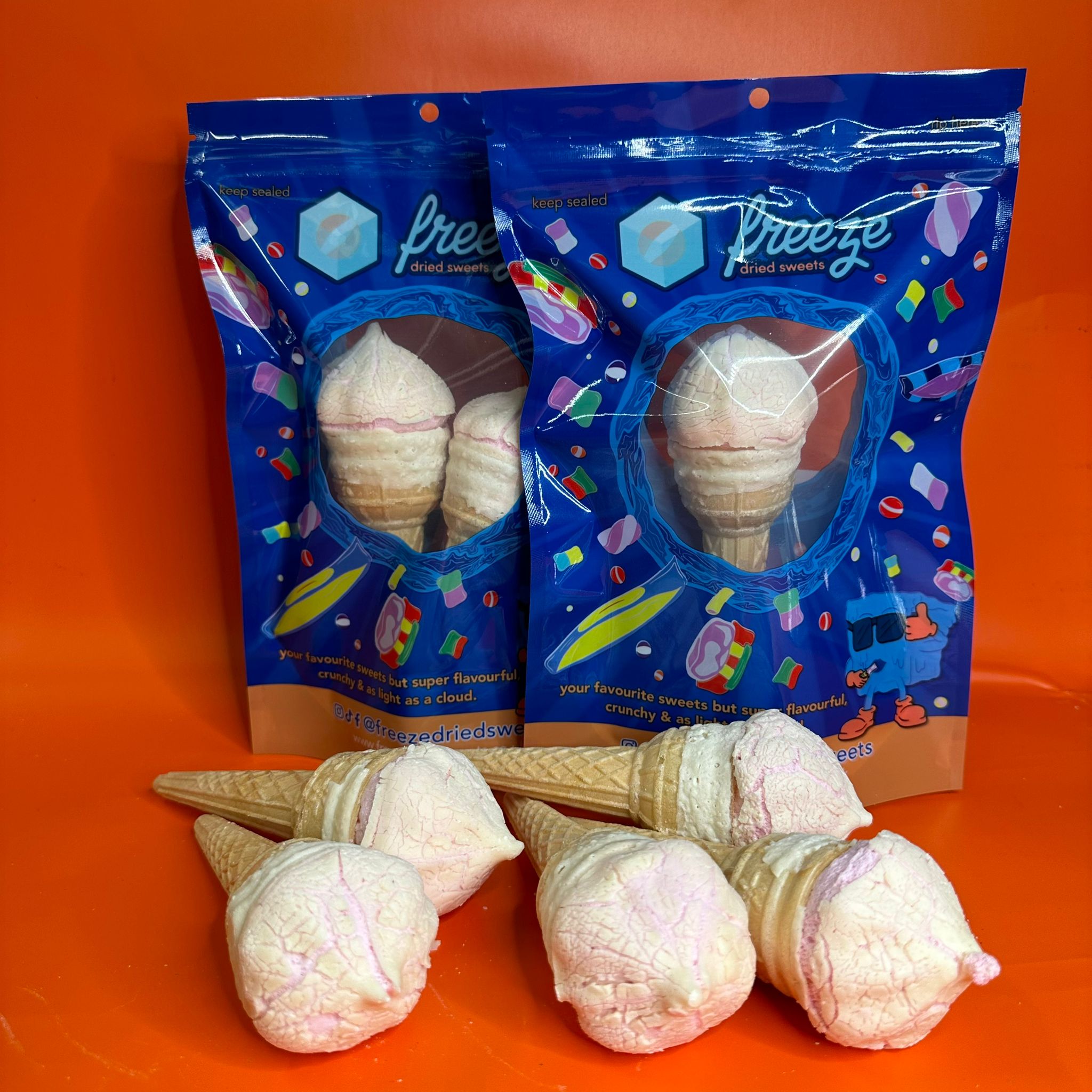 Ice Cream Mallows 1 Piece - Freeze Dried Sweets– Sweet Mouthful Mixes